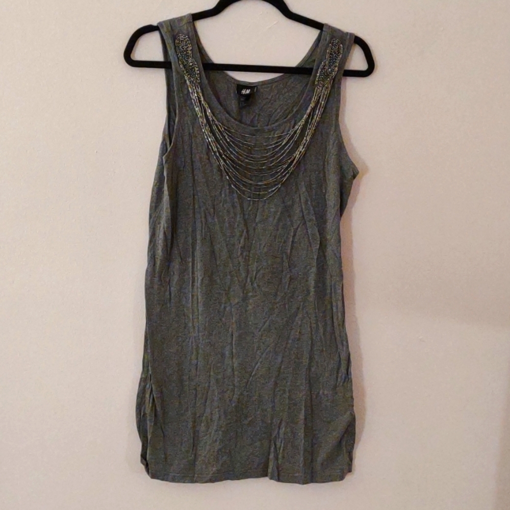 H&M Grey Tunic with built in necklace, size M